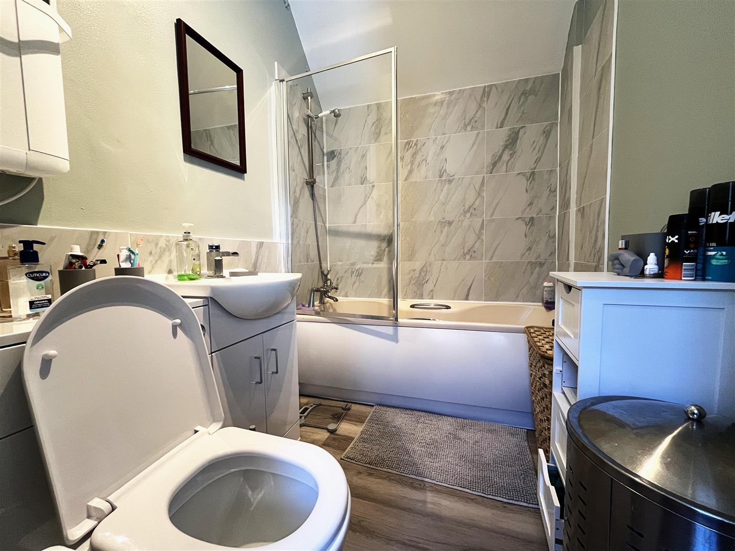 The Square, Kenilworth 13